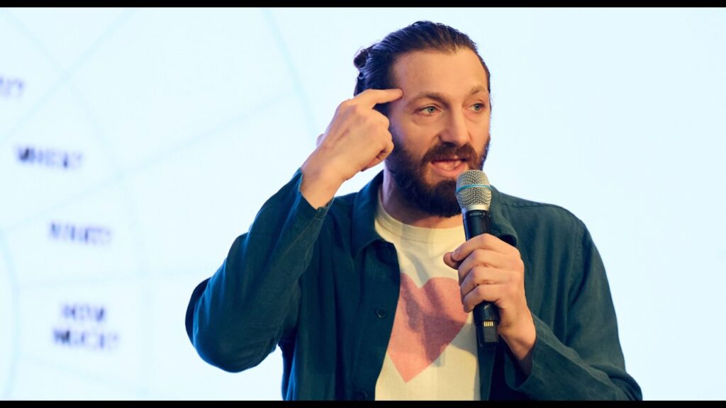 Ezra Firestone speaking at EEE Miami 2026